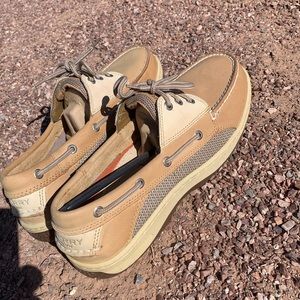 Sperry shoe brand new